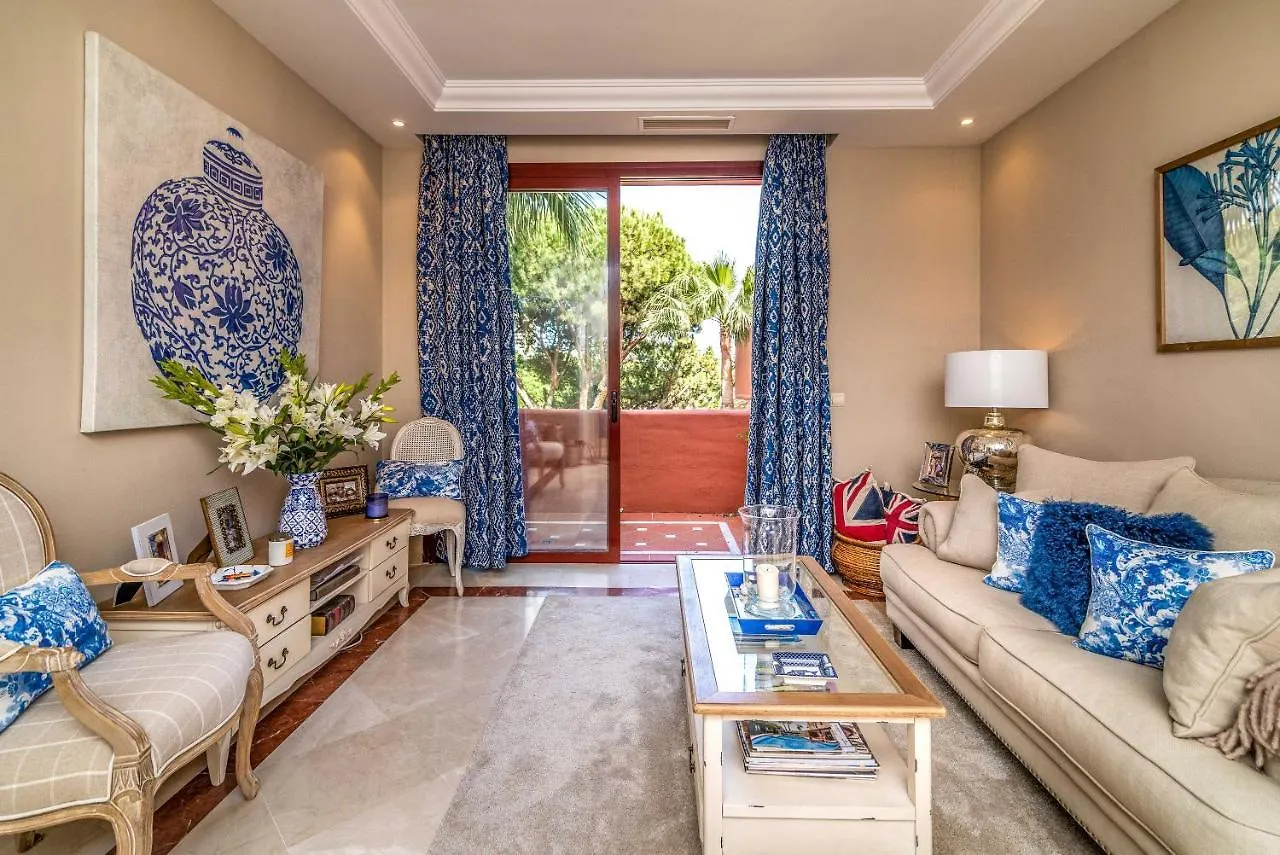 Boutique Penthouse Elviria Beachsid 马尔韦利亚 0*,  西班牙